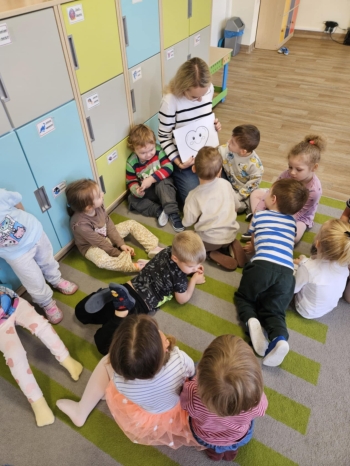 7afee04d-b55d-43e5-84e4-a27db04caa1b