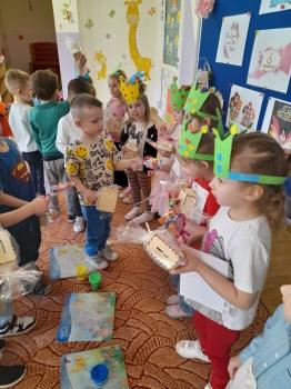 inbound7666985329903843104